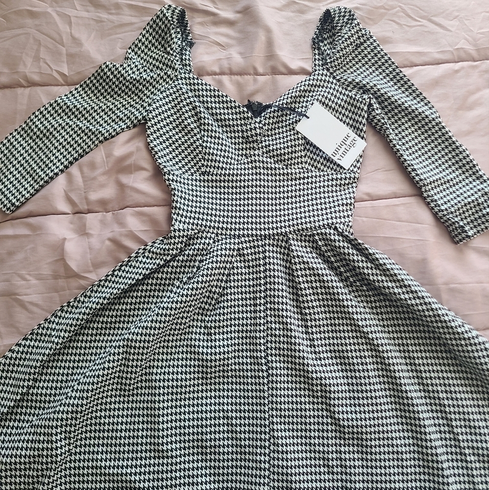 NWT Unique Vintage Black White Houndstooth Lamar Swing 50s Dress XS